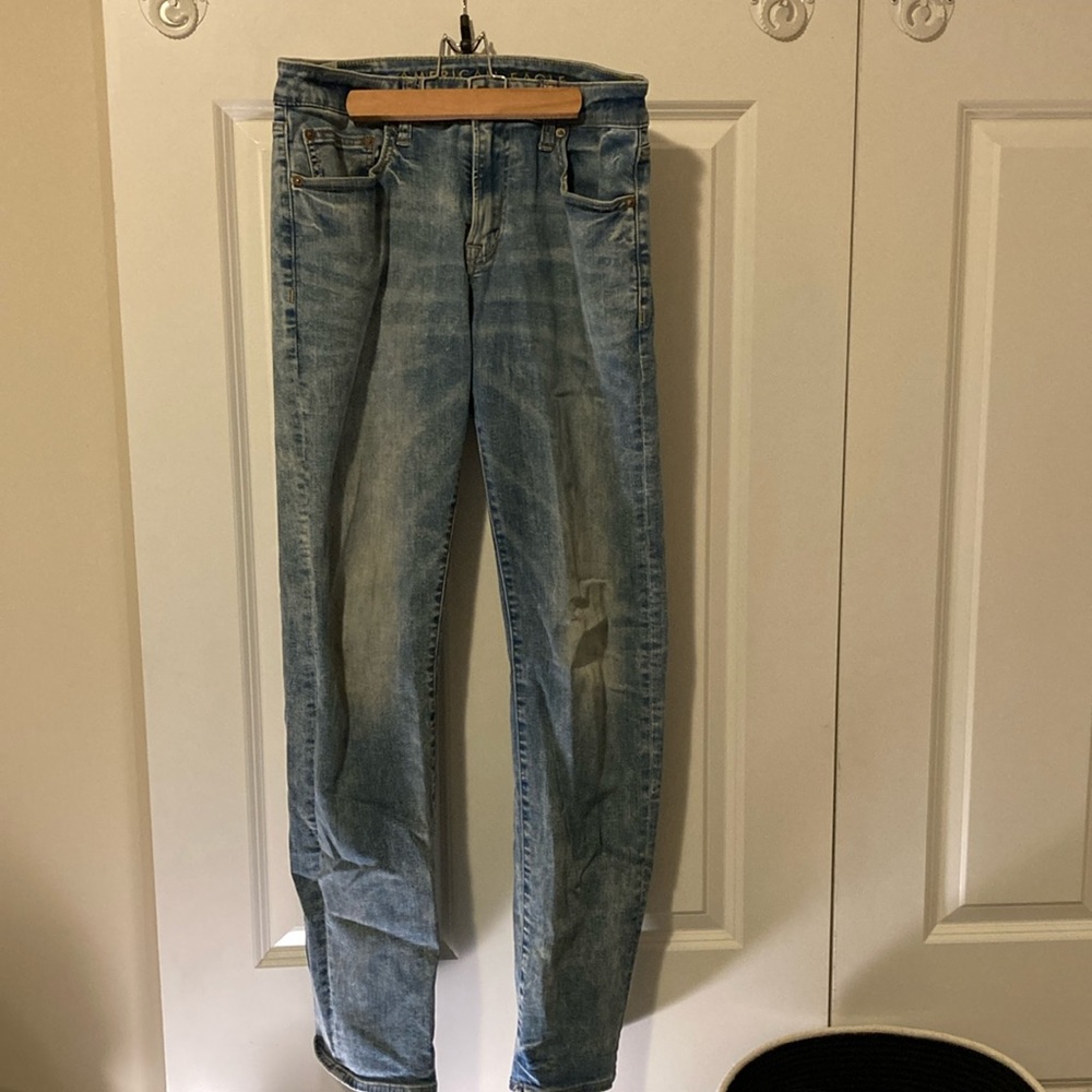 Men’s American Eagle Slim Straight Jean, Next Level Flex, Light Wash, 31 x 34